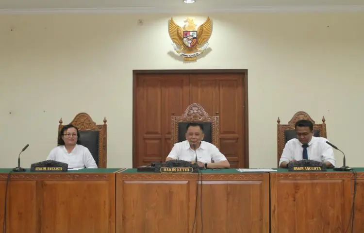 Audit Eksternal terhadap Penerapan Sistem Manajemen Mutu ISO 9001:2008 dari Badan Sertifikasi PT. TUV Nord Indonesia