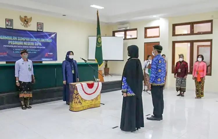Pengambilan Sumpah dan Pelantikan Calon Pegawai menjadi Pegawai Negeri Sipil Pengadilan TUN Denpasar