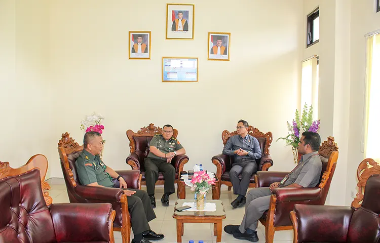 Kunjungan Pengadilan Militer III-14 Denpasar ke PTUN Denpasar