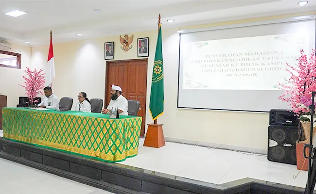 Pelepasan Mahasiswa Pelatihan Keahlian dan Ketrampilan Hukum (PKKH) Universitas Hindu Negeri I Gusti Bagus Sugriwa Denpasar 