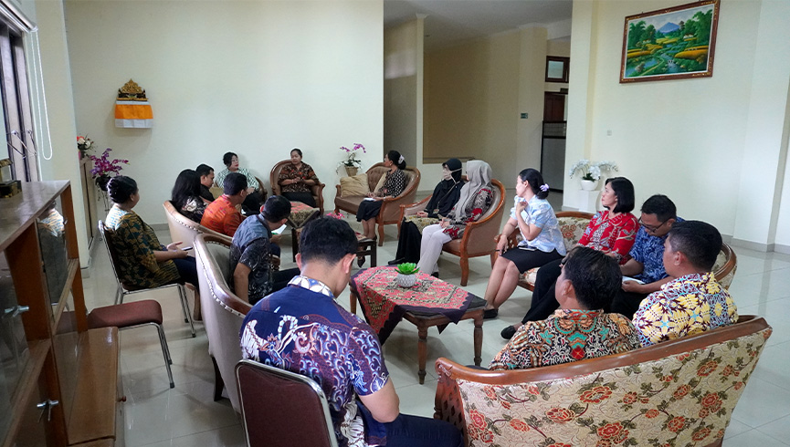 Rapat Bulanan Kesekretariatan PTUN Denpasar