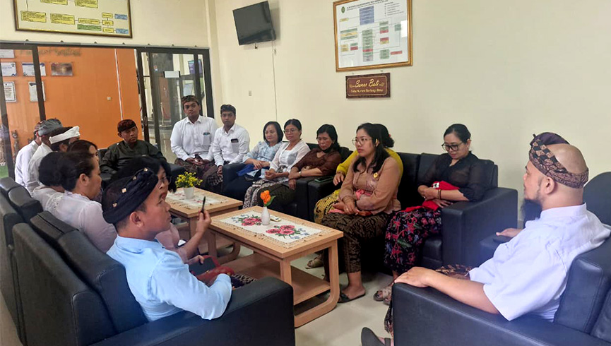Rapat Bulanan Kepaniteraan Bulan September 2025 PTUN Denpasar