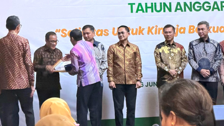 PTUN Denpasar Meraih Juara I Kategori Pelaporan Pelaksanaan Administrasi Perkara di Pengadilan (Perkara dan Keuangan)