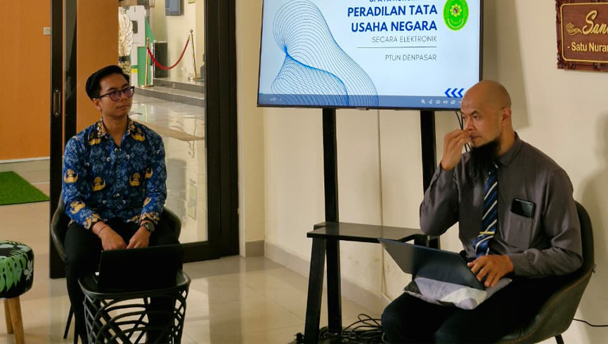  SANUR Bali (Satukan Nurani Berbagi Ilmu) di lingkungan Pengadilan Tata Usaha Negara Denpasar