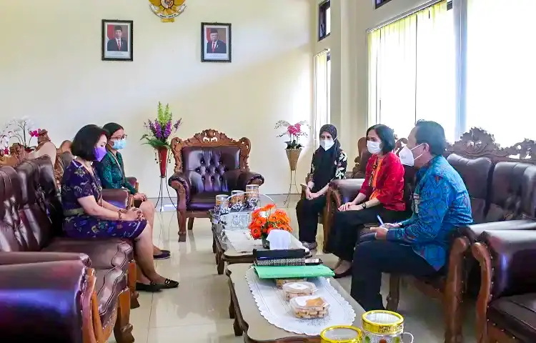 Tali Asih Ketua Pengadilan Tata Usaha Negara Denpasar