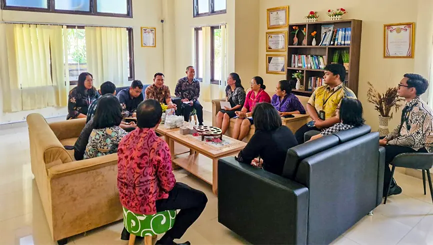 Rapat Kepaniteraan Bulan September PTUN Denpasar