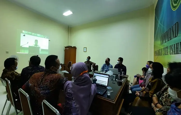 Bimbingan Teknis Upaya Administrasi Dalam Pemeriksaan Sengketa Tata Usaha Negara Pasca Lahirnya Undang-Undang Nomor 30 Tahun 2014 dan Peraturan Pemerintah Nomor 6 Tahun 2018 secara Online melalui Zoom Meeting