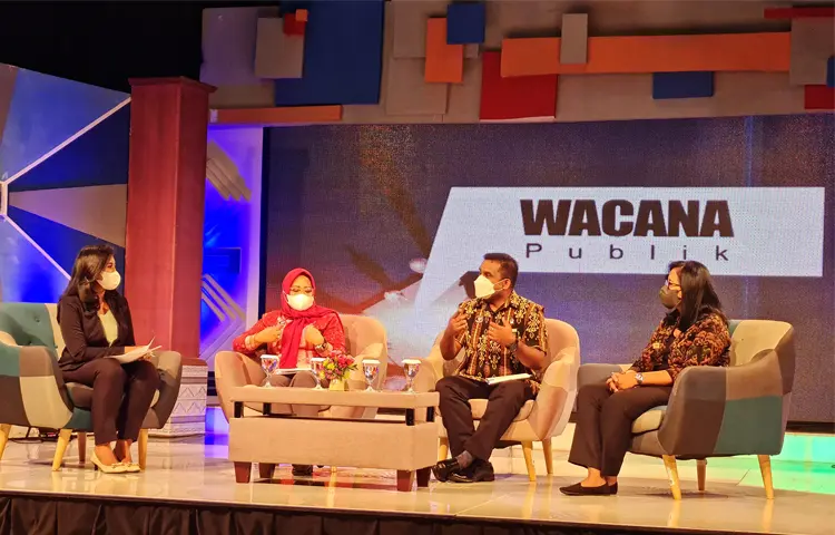 Diskusi Publik (Public Campaign) Pengadilan TUN Denpasar di TVRI Bali.