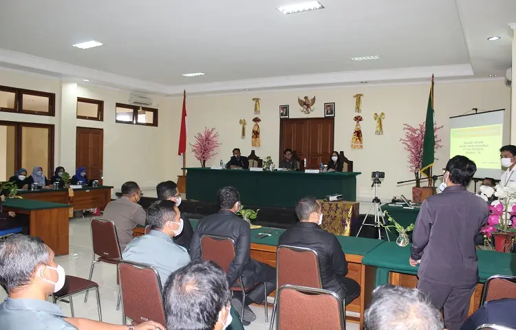 Hakim Tinggi Pengawas Pengadilan Tinggi TUN Surabaya ke Pengadilan TUN Denpasar
