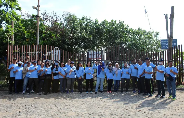 Jalan Sehat di Pantai Sanur di 