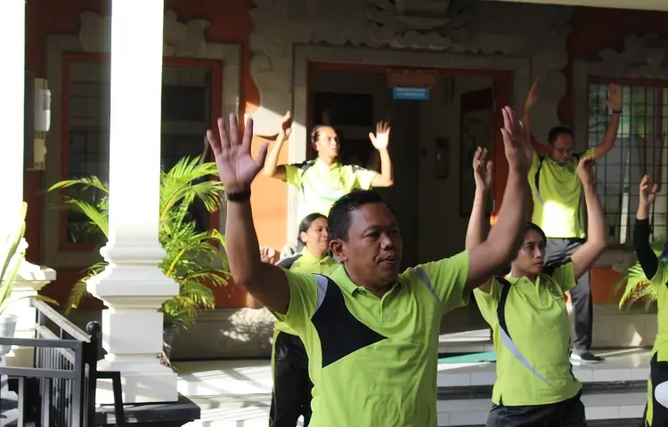 Jumat Sehat Pengadilan Tata Usaha Negara Denpasar