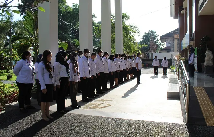 Kegiatan Apel Pagi Pengadilan Tata Usaha Negara Denpasar