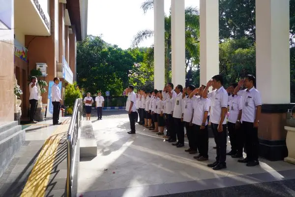 Kegiatan Apel Pagi Pengadilan Tata Usaha Negara Denpasar