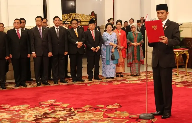 Ketua MA Hadiri Pelantikan Panglima TNI