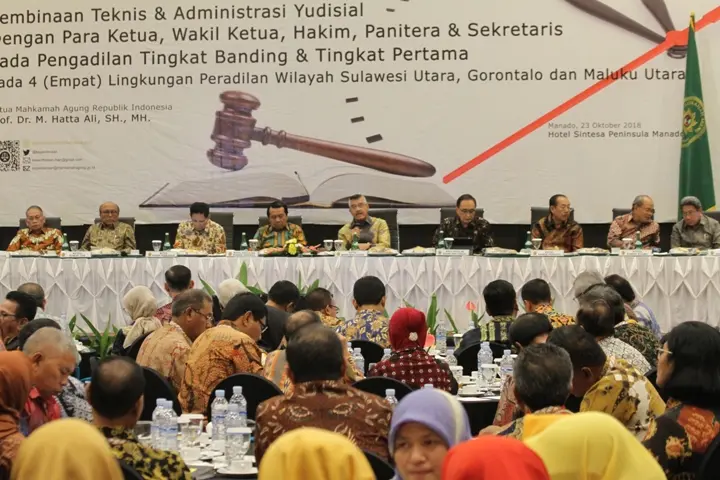 Ketua MA Lakukan Pembinaan Kepada Aparatur Peradilan Di Wilayah Hukum Sulawesi Utara, Gorontalo Dan Maluku Utara