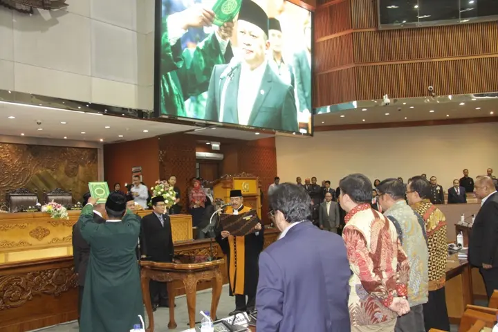 Ketua MA Lantik Ketua DPR