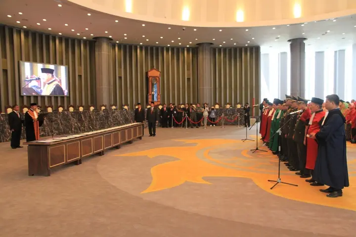 Ketua Mahkamah Agung Melantik 12 Ketua Pengadilan Tingkat Banding
