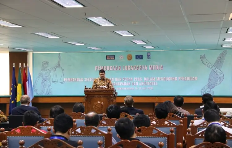 Ketua Mahkamah Agung Membuka Kegiatan Lokakarya Media