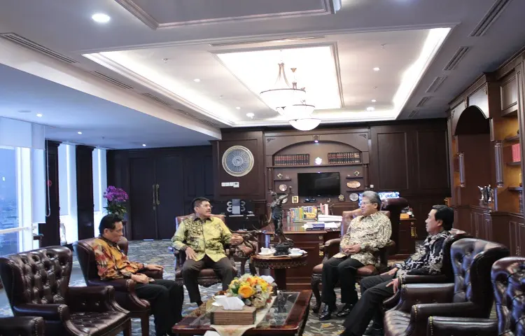 Ketua Mahkamah Agung Menerima Kunjungan Kehormatan Duta Besar Republik Indonesia Untuk Kerajaan Norwegia