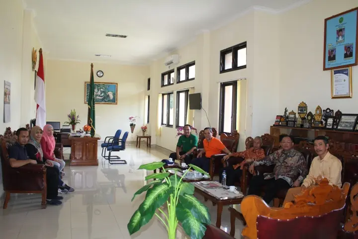 Kunjungan Ketua Pengadilan Tinggi TUN Surabaya beserta rombongan ke Pengadilan TUN Denpasar