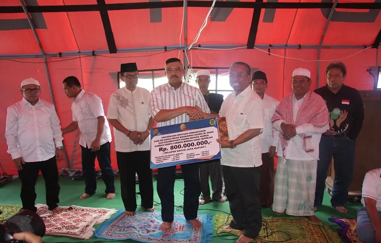MA Serahkan Bantuan 1 M Di Desa Kekait, Lombok Barat Korban Gempa