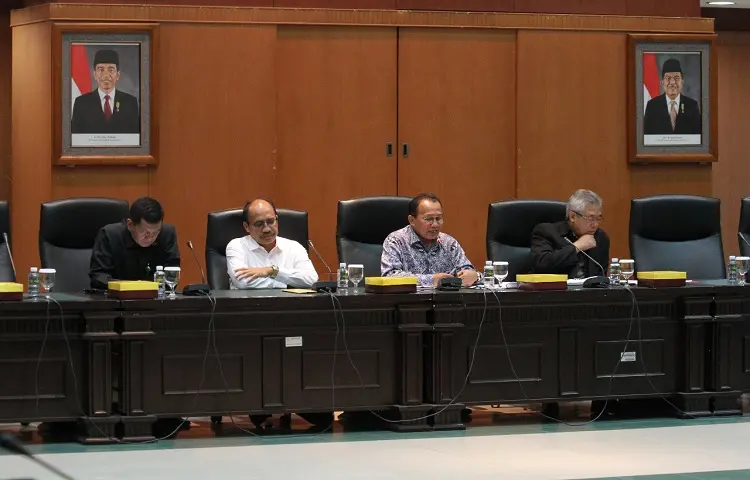 MAHKAMAH AGUNG BERKOMITMEN GALAKKAN ZONA INTEGRITAS