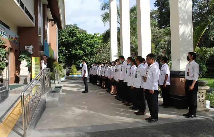 Pelaksanaan Apel Pagi Pengadilan Tata Usaha Negara Denpasar