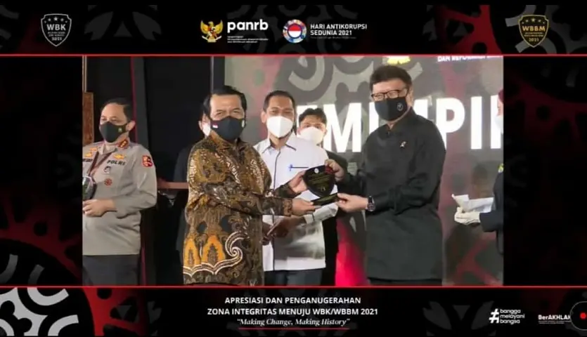 Penganugerahan Zona Integritas Wilayah Bebas Korupsi (WBK) kepada Pengadilan Tata Usaha Negara Denpasar