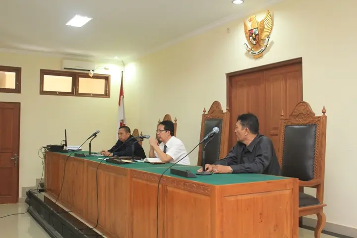 Rapat Bulanan Bulan Agustus dan pemilihan Role Model Tahun 2018 PTUN Denpasar