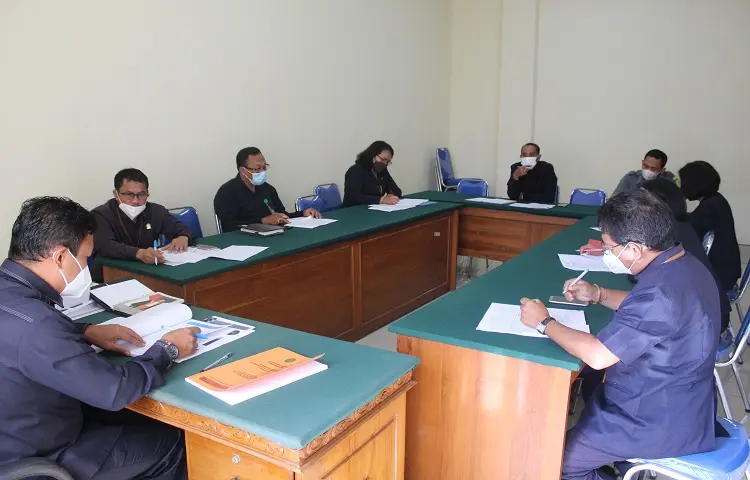 Rapat Evaluasi Kinerja Triwulan III Tahun 2021 Pengadilan Tata Usaha Negara Denpasar serta Pembahasan Tindak lanjut Hasil Pengawasan Pengadilan Tingkat Banding
