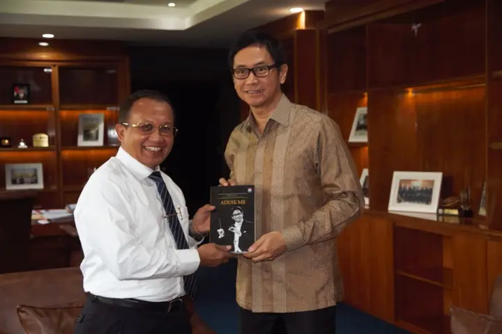 SEKRETARIS MAHKAMAH AGUNG MENERIMA KUNJUNGAN ADDIE MS DALAM RANGKA PEMBUATAN HIMNE MAHKAMAH AGUNG
