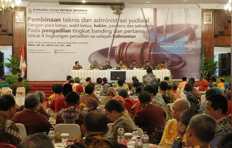 Sekretaris Mahkamah Agung: 