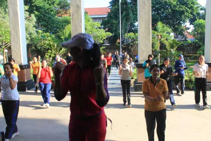 Senam Bersama di Pengadilan TUN Denpasar