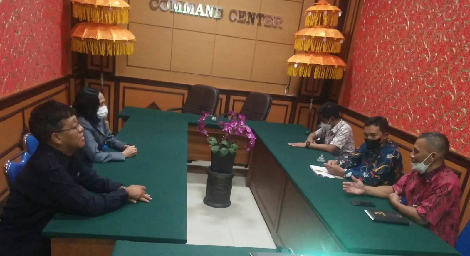 Serah Terima Hasil Monitoring dan Evaluasi Layanan Peradilan Pengadilan TUN Denpasar