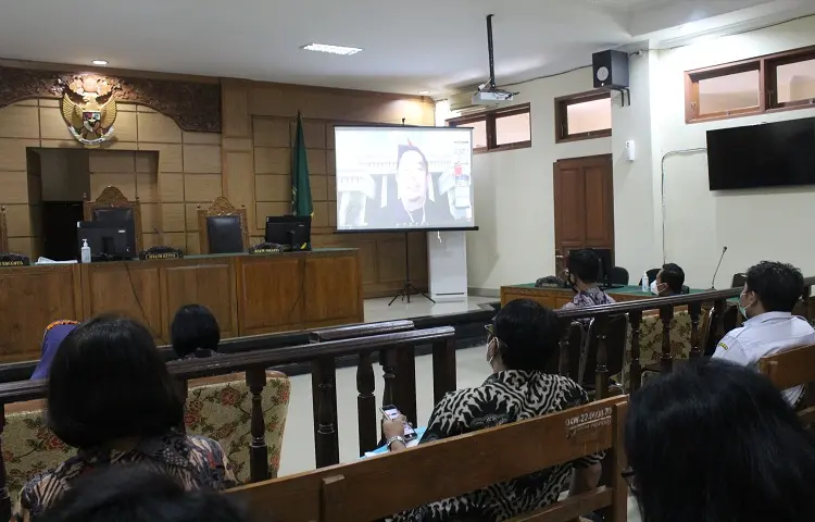 Sosialisasi Mekanisme Pelaksanaan Survei Eksternal Zona Integritas Tahun 2021 melalui Zoom Meeting
