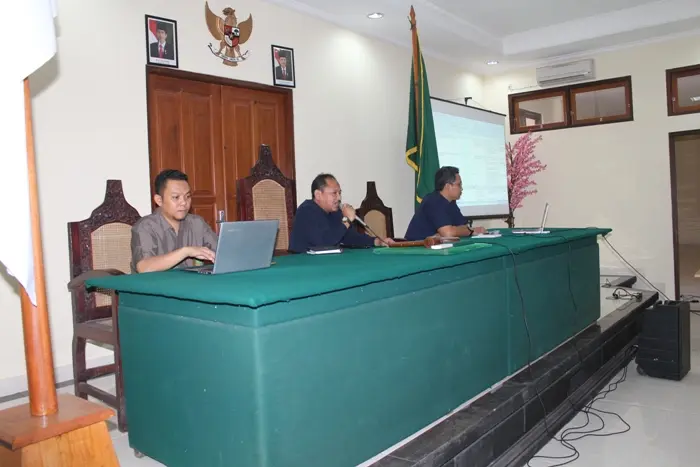 Tim Pendamping ZI MA mengadakan Audit ZI di Pengadilan TUN Denpasar