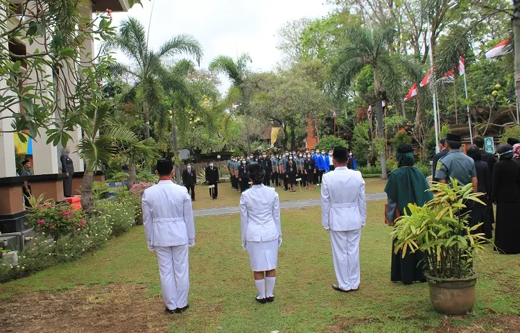 Upacara Peringatan HUT Kemerdekaan Republik Indonesia ke-77 Tahun 2022 Pengadilan TUN Denpasar